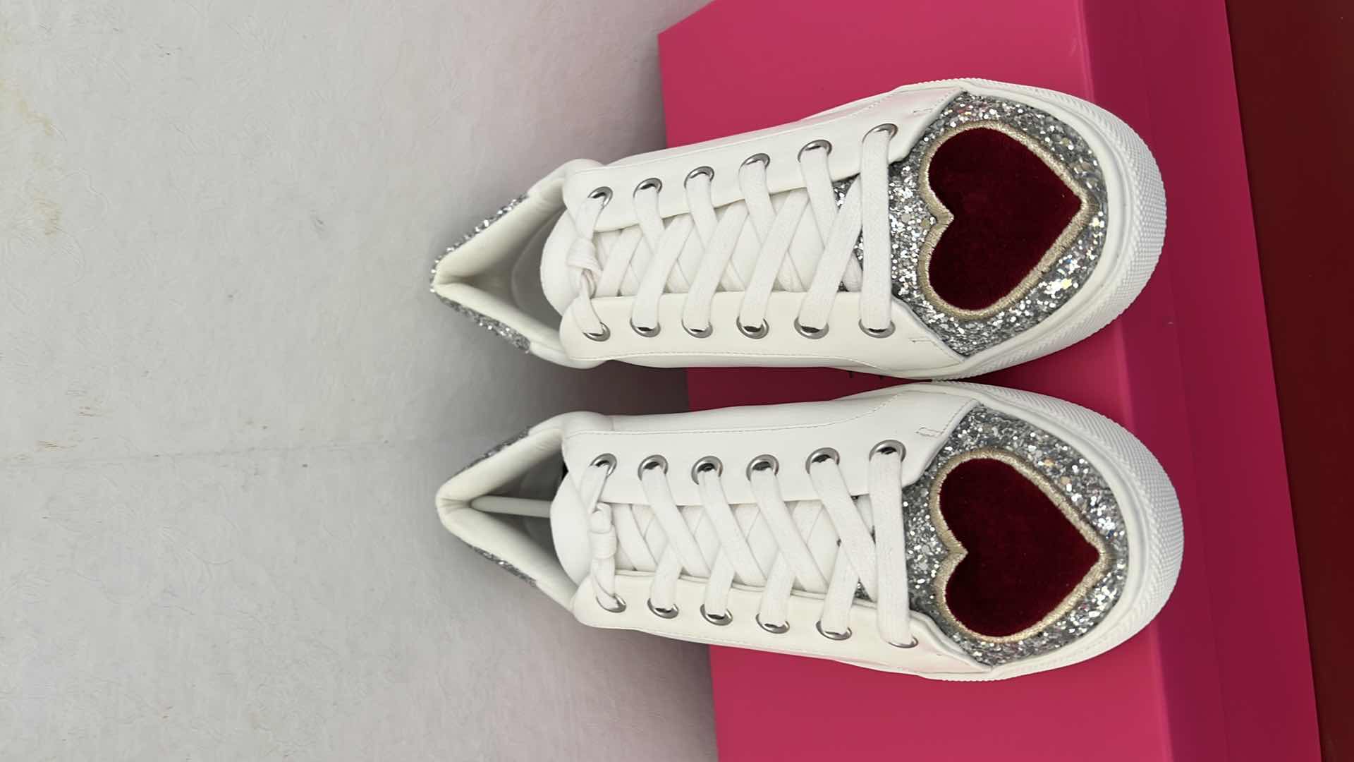 Photo 1 of LADIES BETSY JOHNSON BLAIR WHITE SHOES (SIZE 7)