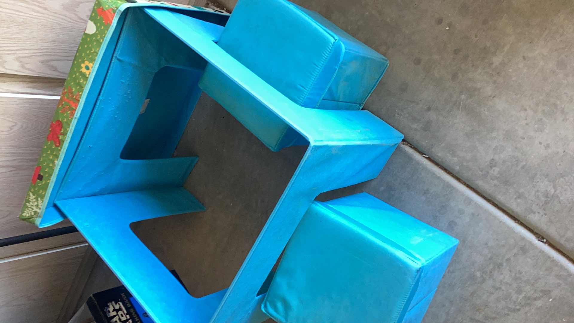 Photo 1 of CHILDREN’S COLLAPSIBLE OWL DESK