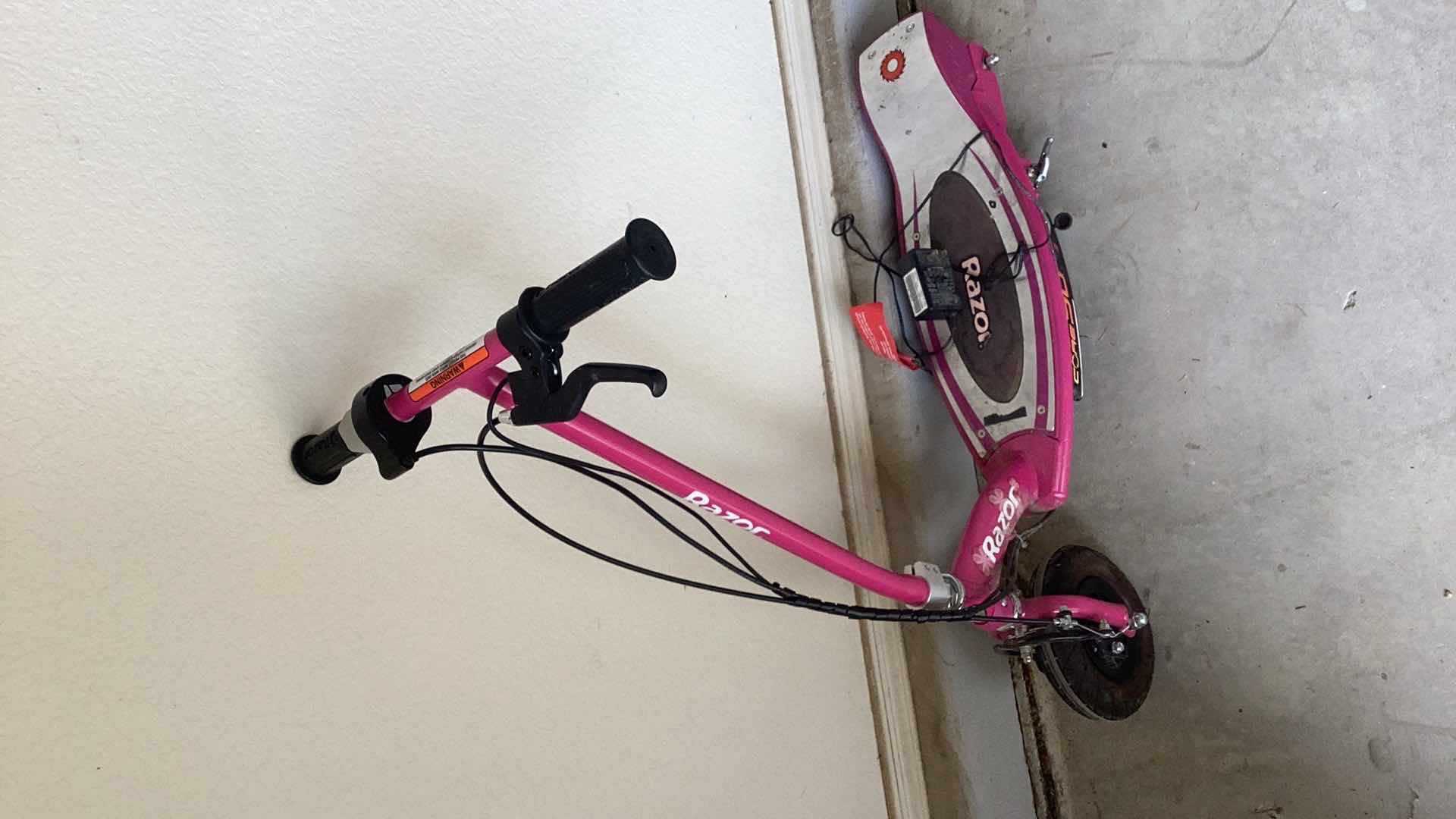 Photo 1 of RAZOR GIRLS POWER CORE 90