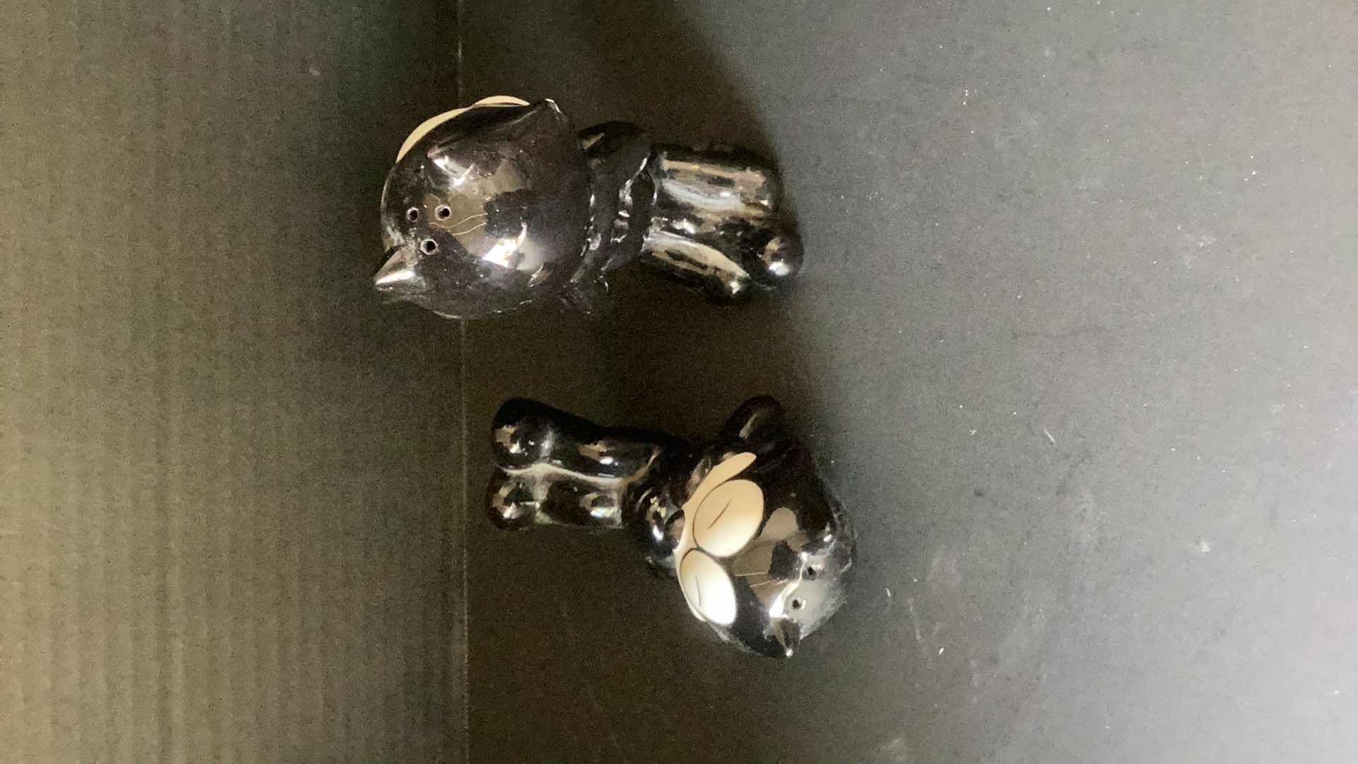 Photo 1 of FELIX THE CAT SALT AND PEPPER SHAKERS 5” TALL