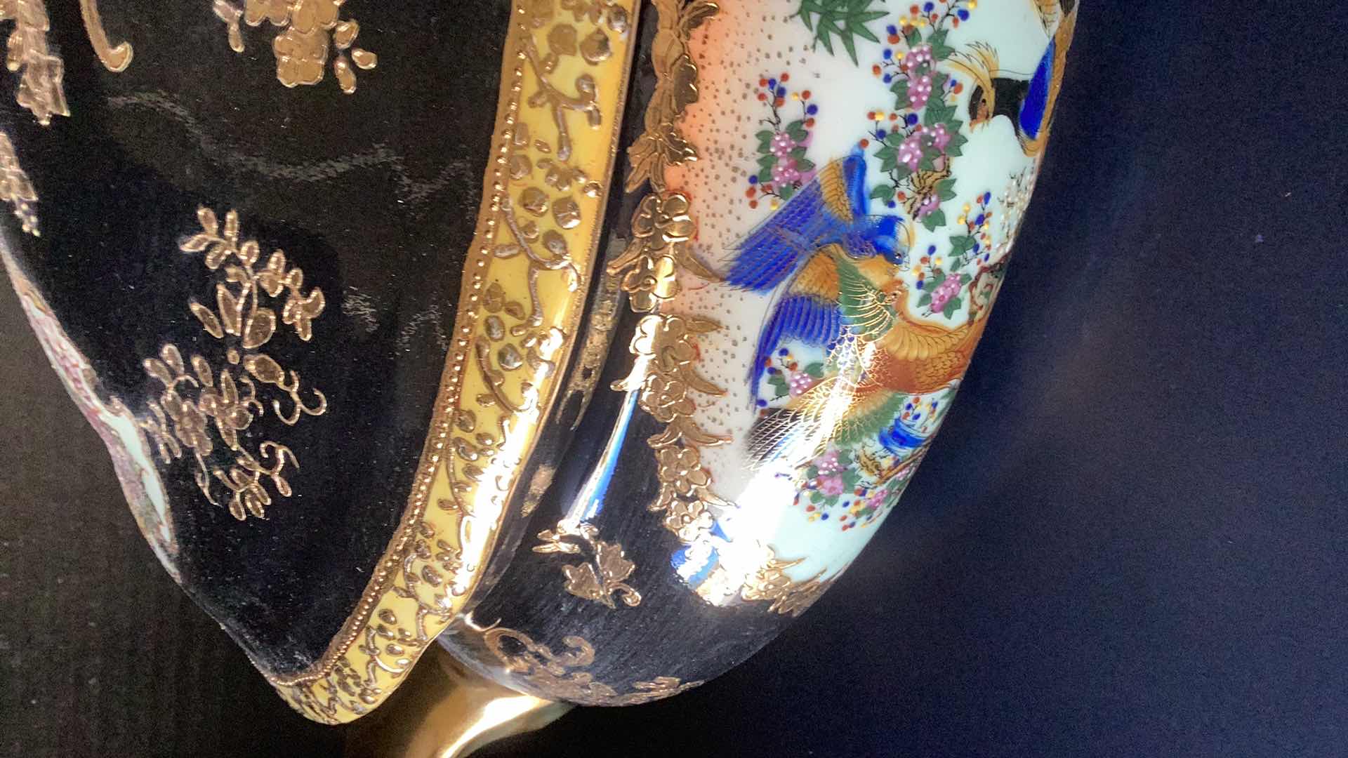 Photo 1 of LARGE CHINESE SERVING BOWL WITH LID 16” X 9” H 10”