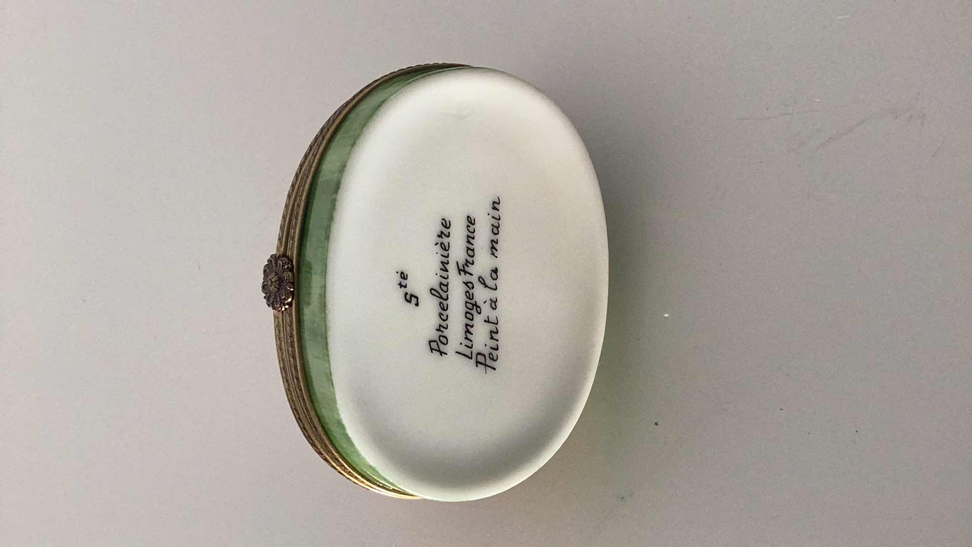 Photo 1 of LIMOGES FRANCE PORCELAIN TIGER WITH CUB 3” X 2” 