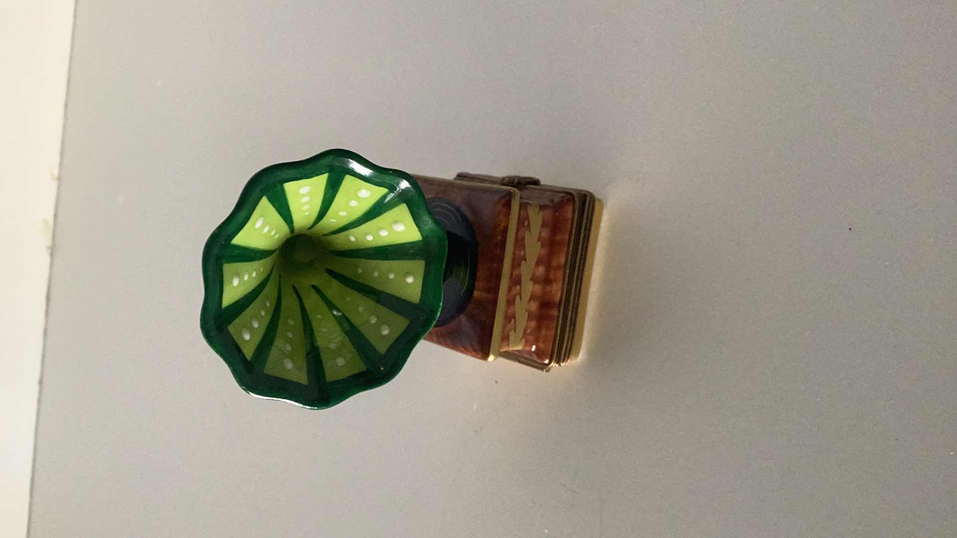 Photo 1 of LIMOGES FRANCE VINTAGE RECORD PLAYER 3 1/2” TALL