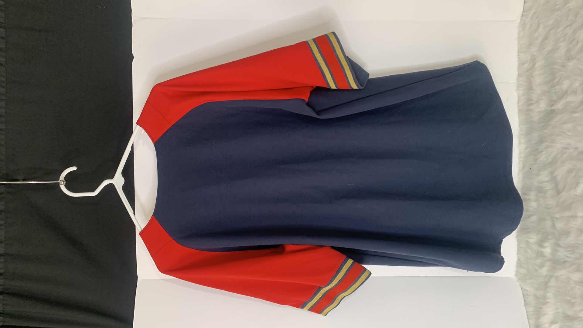 Photo 1 of LOS ANGELES ANGELS EMBROIDERED BASEBALL JERSEY, LARGE