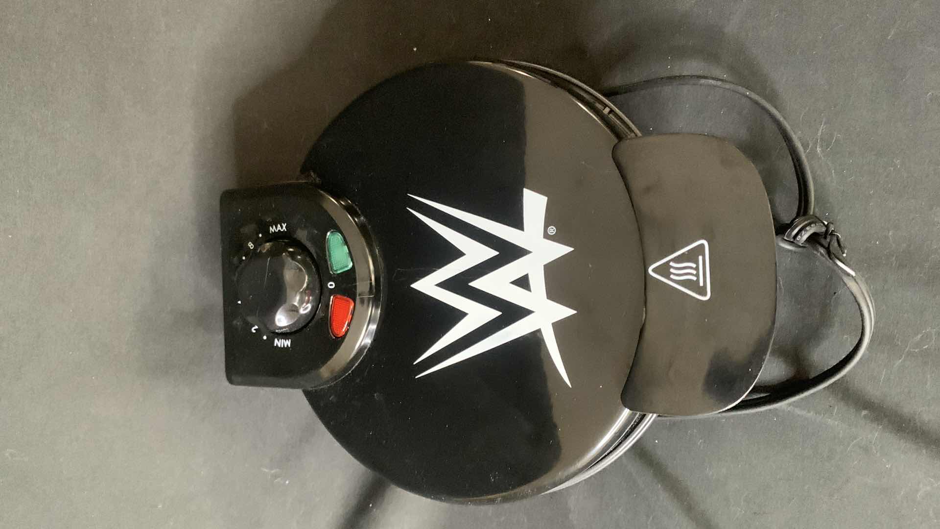 Photo 1 of COLLECTIBLE WWE WRESTLING WAFFLE IRON