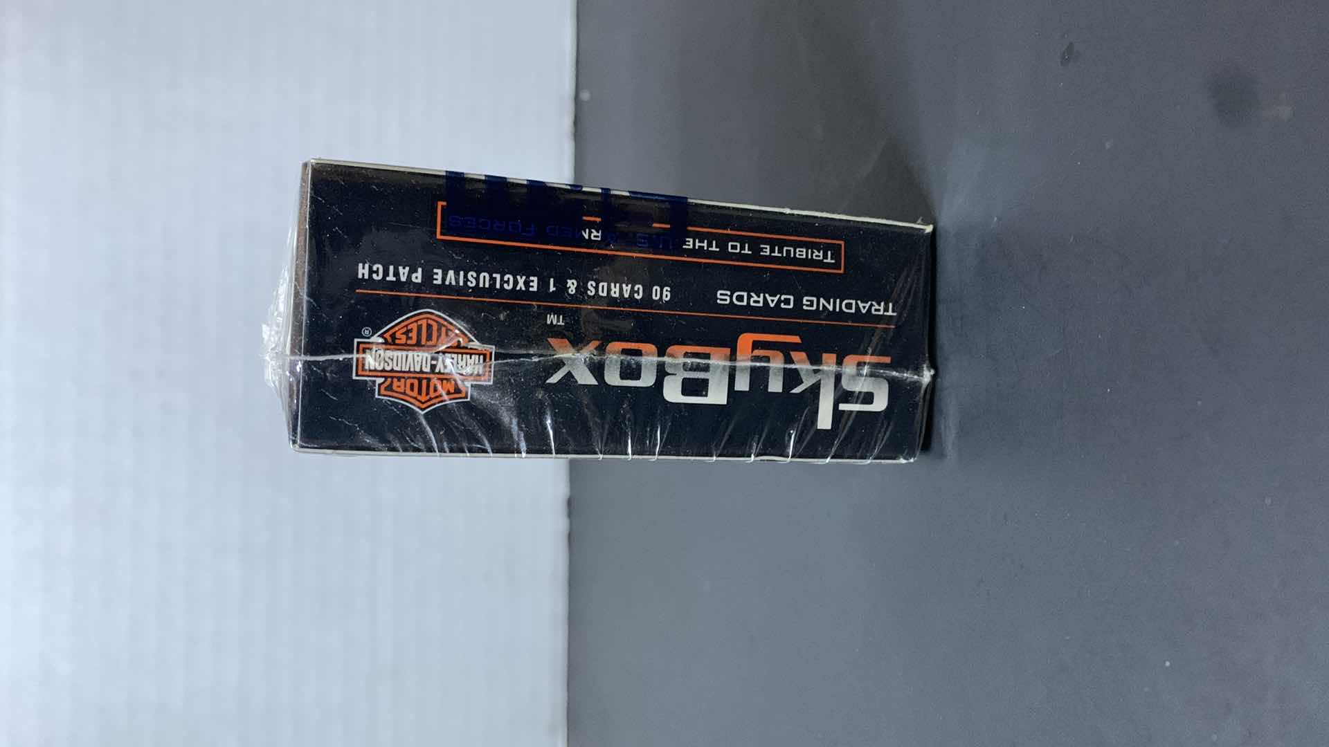 Photo 1 of 1994 SKYBOX HARLEY DAVIDSON TRADING CARDS