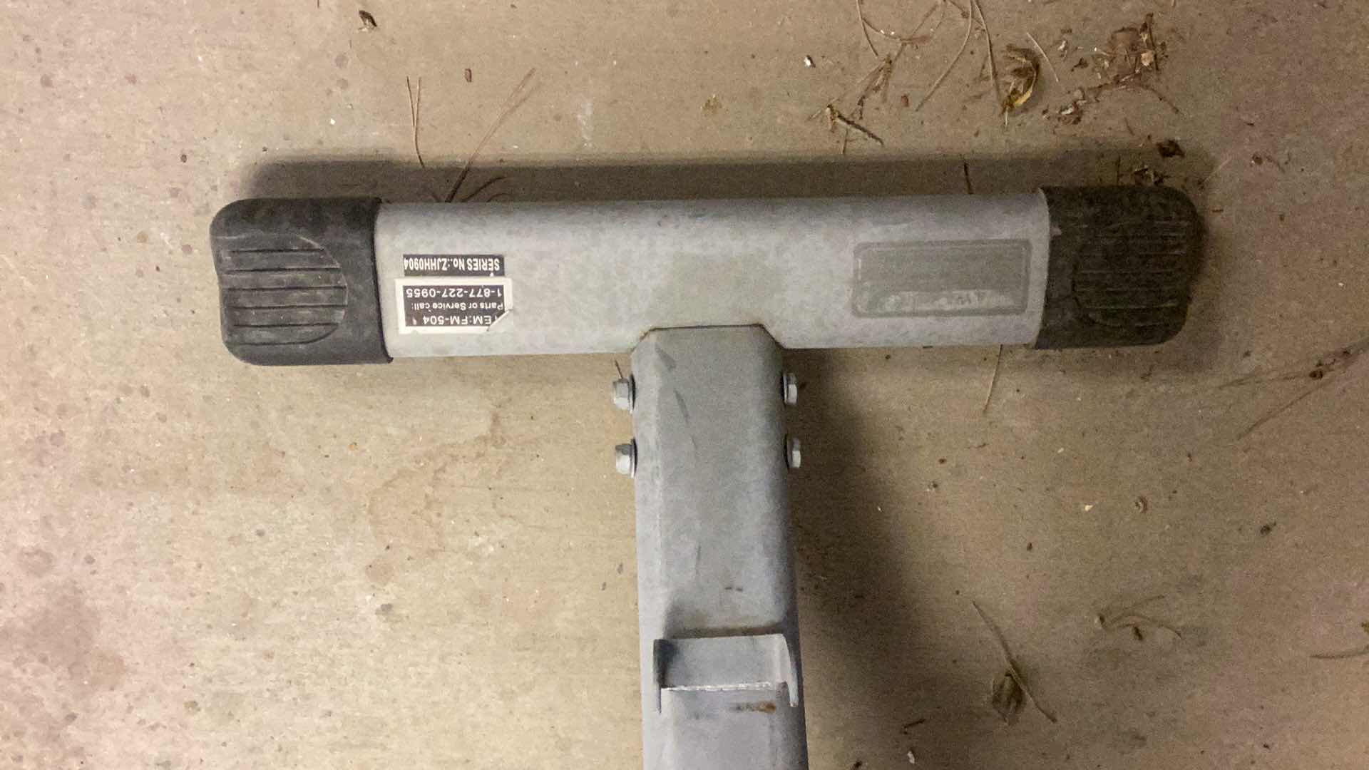 Photo 1 of CAP STRENGTH INCLINE WEIGHT BENCH