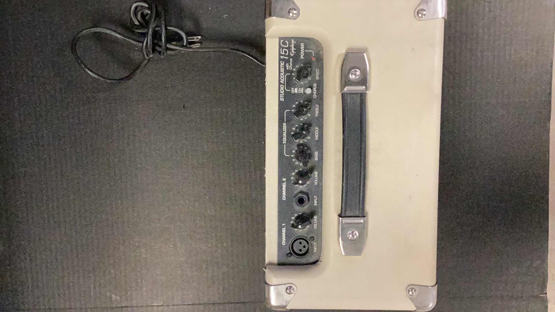 Photo 1 of EPIPHONE ELECTRIC GUITAR AMP. STUDIO ACOUSTIC 15C