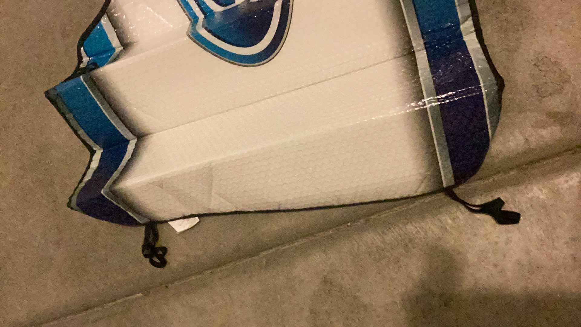 Photo 1 of FORD AUTOMOBILE SUN SHIELD