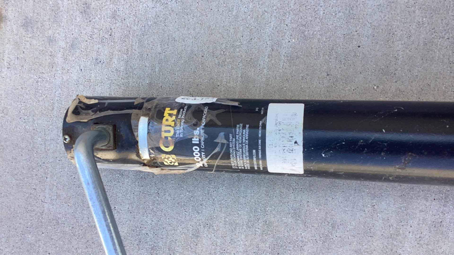 Photo 1 of CURT TWO THOUSAND POUND TOWING LIFT