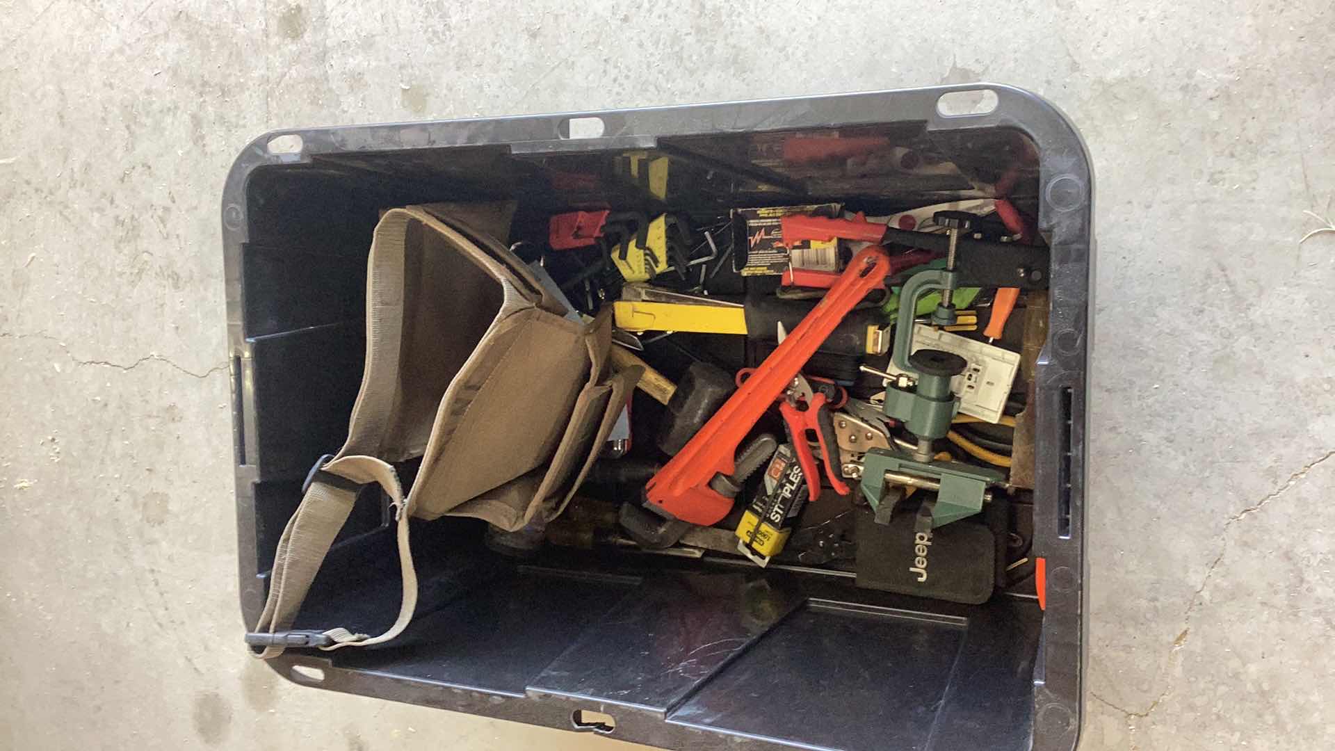 Photo 4 of TOOLS AND CONTAINER