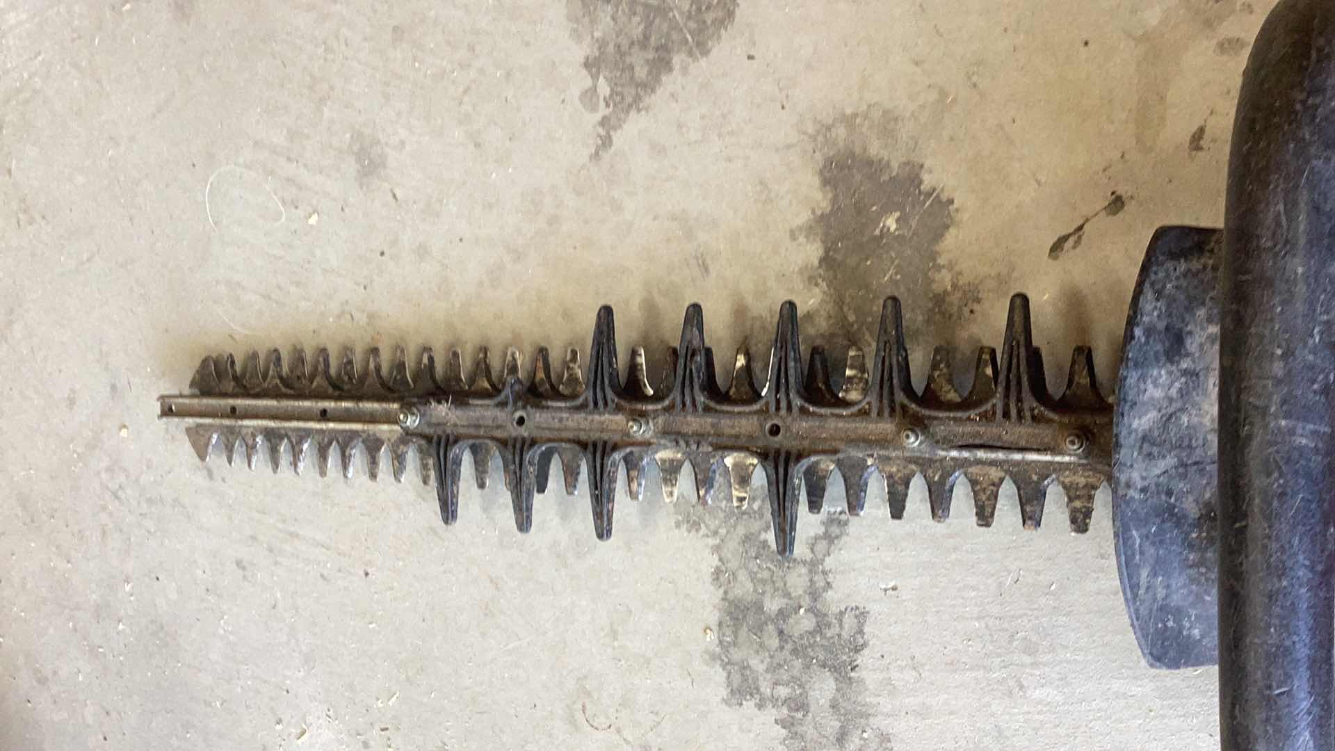 Photo 1 of GAS POWERED EDGER