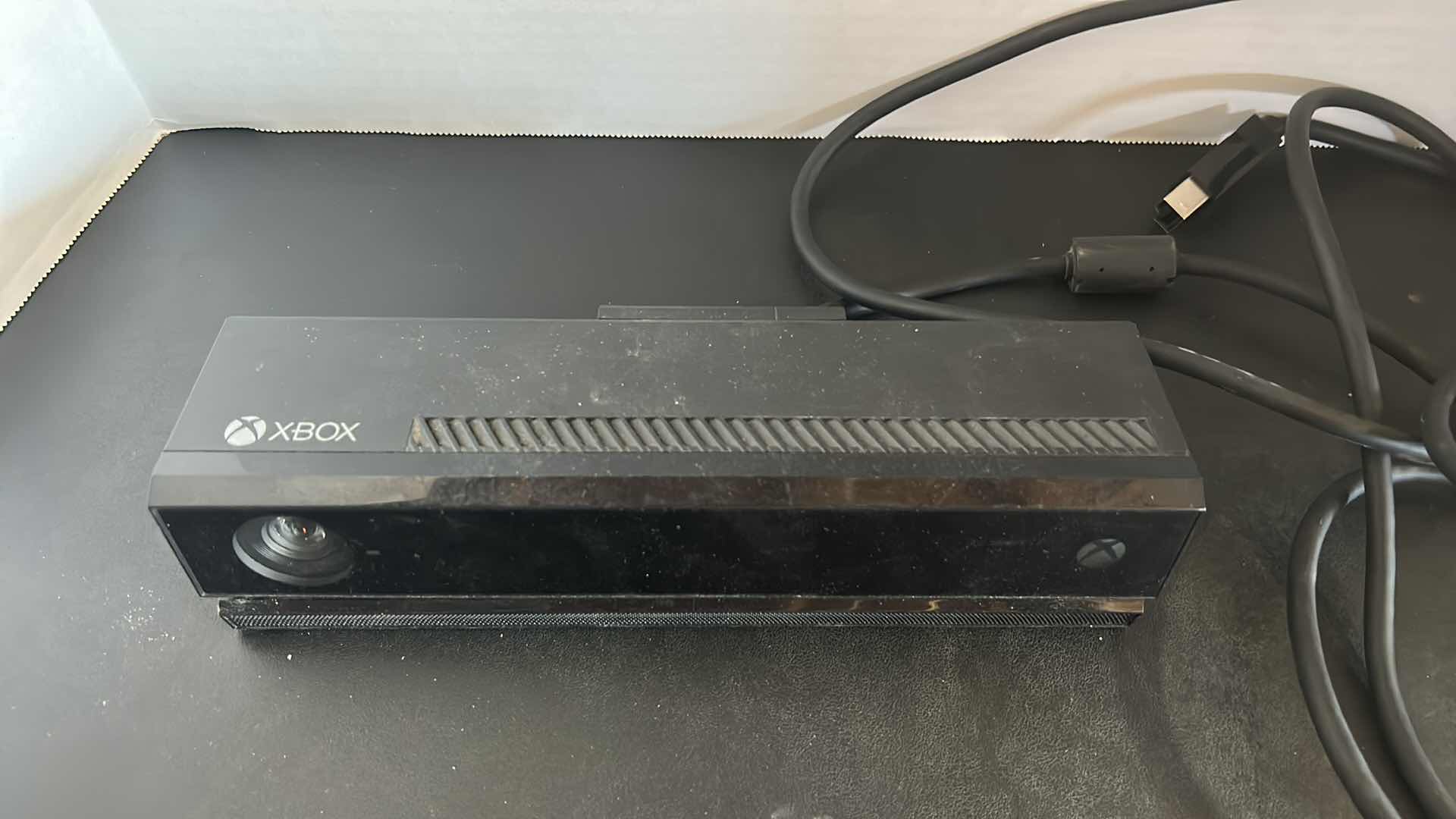 Photo 1 of XBOX ONE KINECT