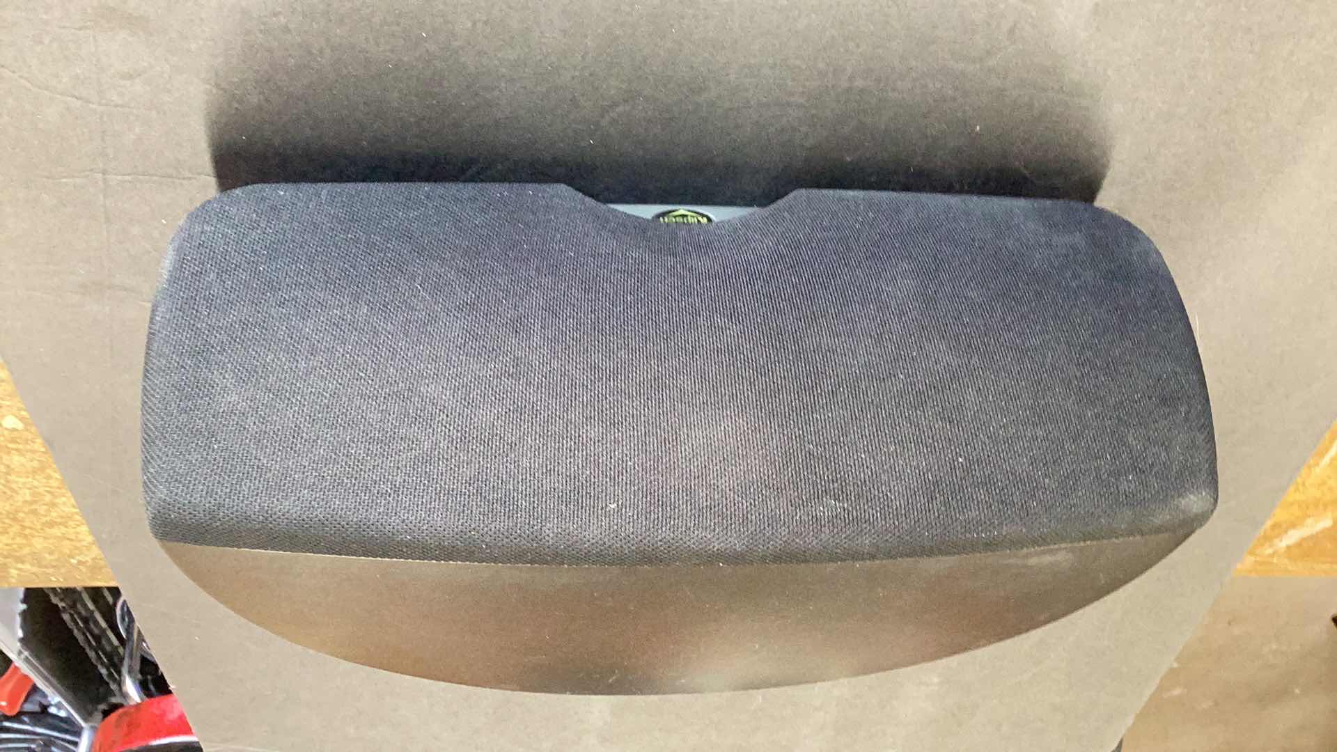 Photo 1 of KLIPSCH QUINTETE 3 CENTER SPEAKER