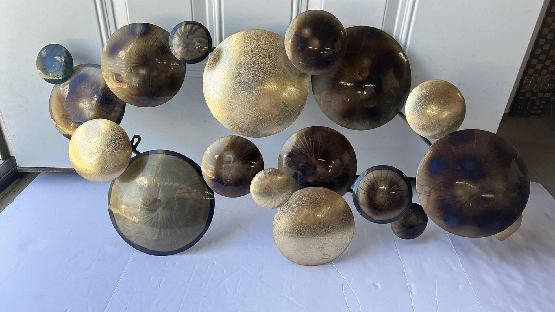 Photo 1 of METAL WALL DECOR 40” x 22”