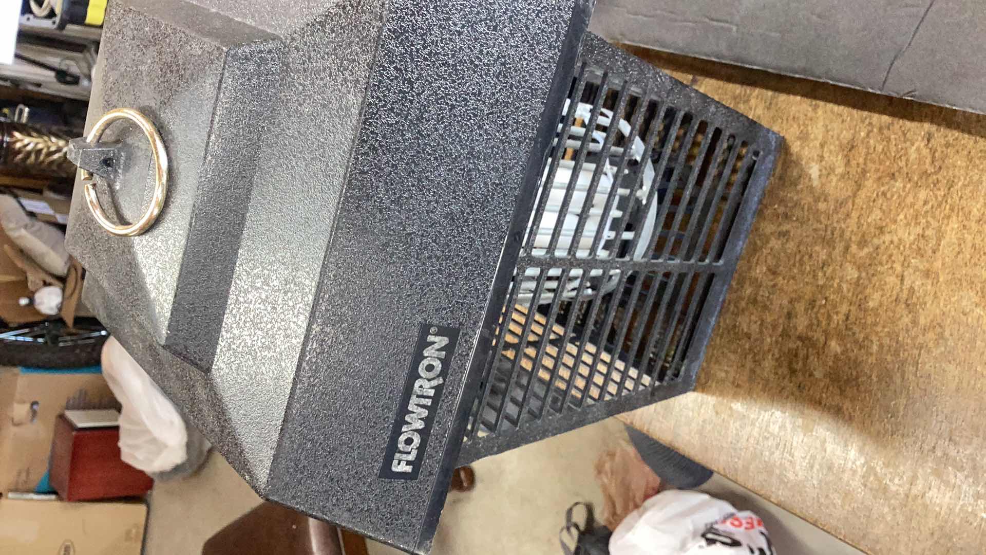 Photo 1 of FLOWTRON BUG ZAPPER