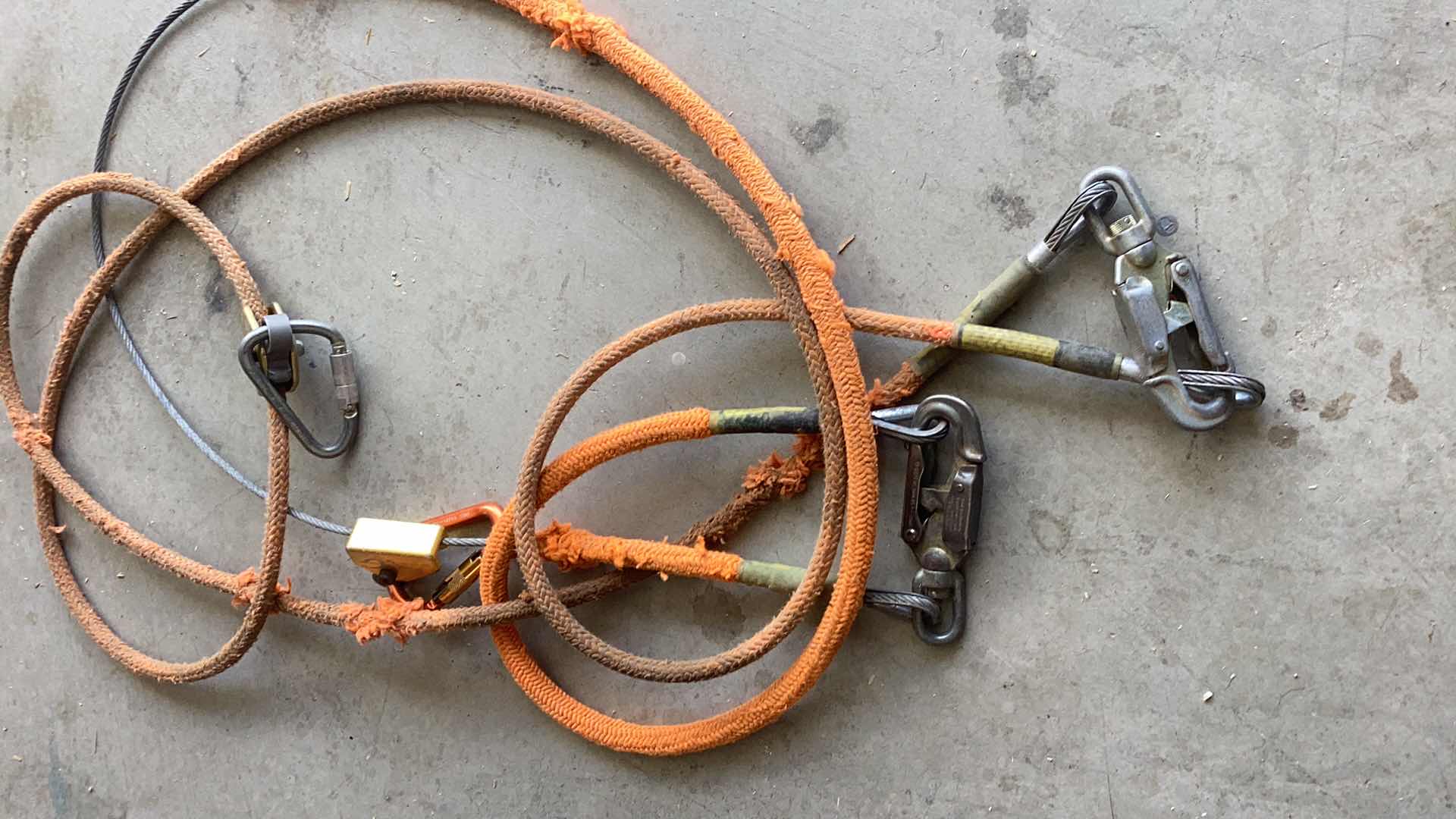 Photo 1 of TOWING CABLES