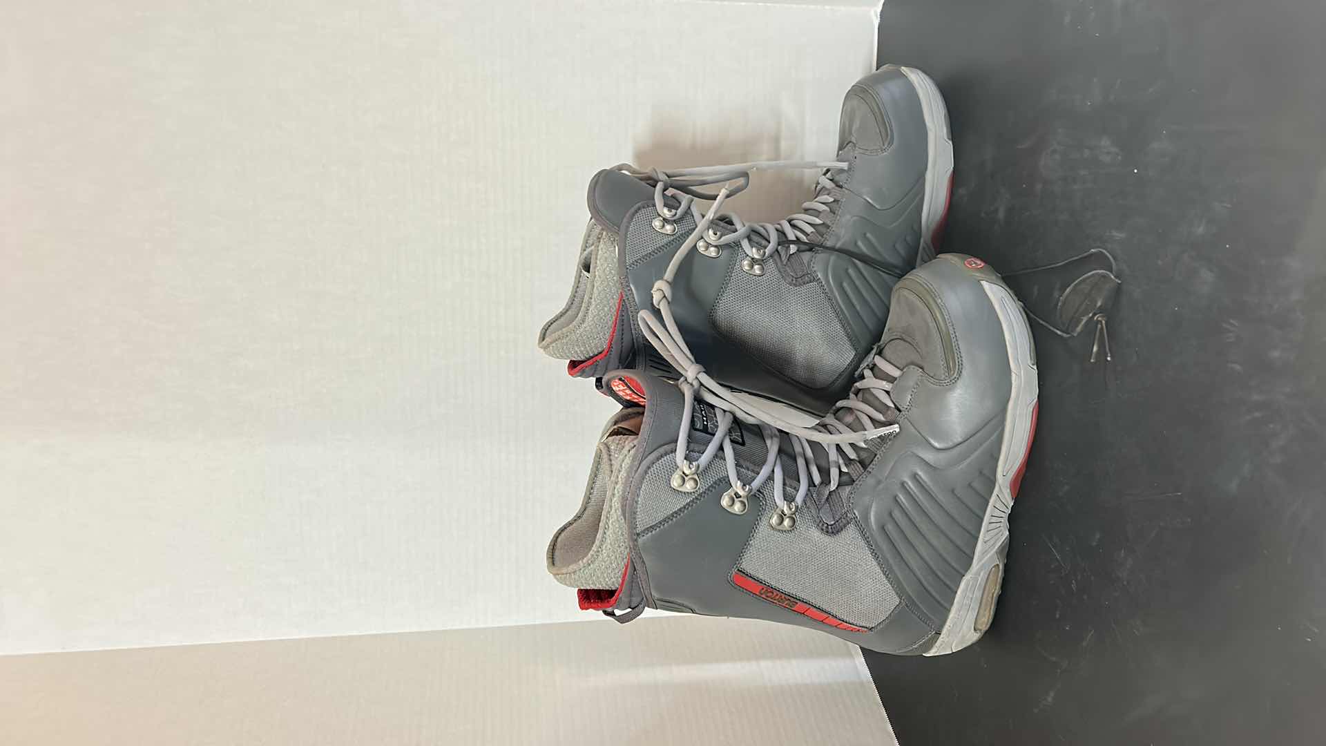 Photo 1 of BURTON HAIL SNOWBOARD BOOTS SIZE 10