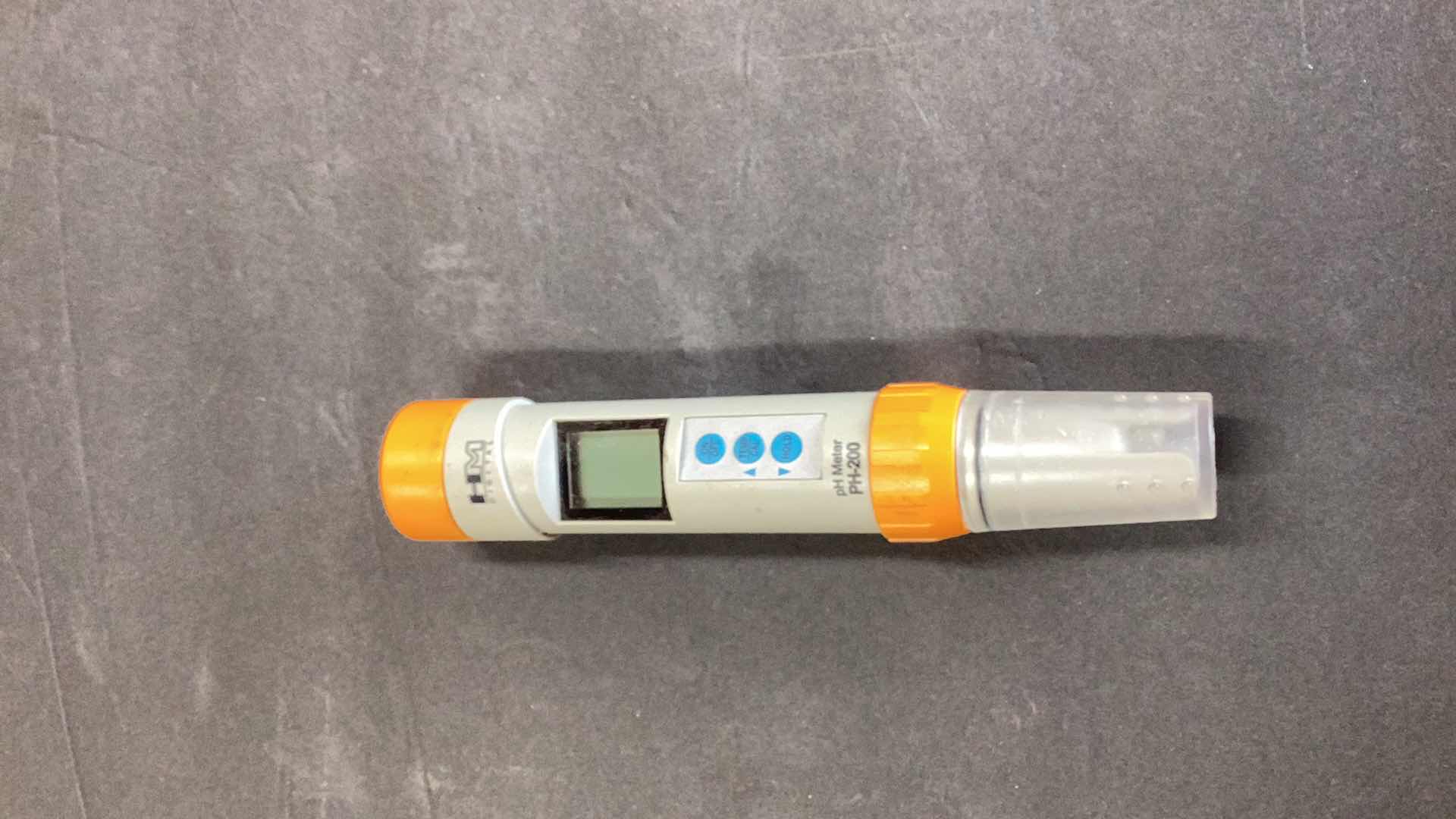 Photo 1 of HM DIGITAL WATERPROOF PH METER PH-200 $108