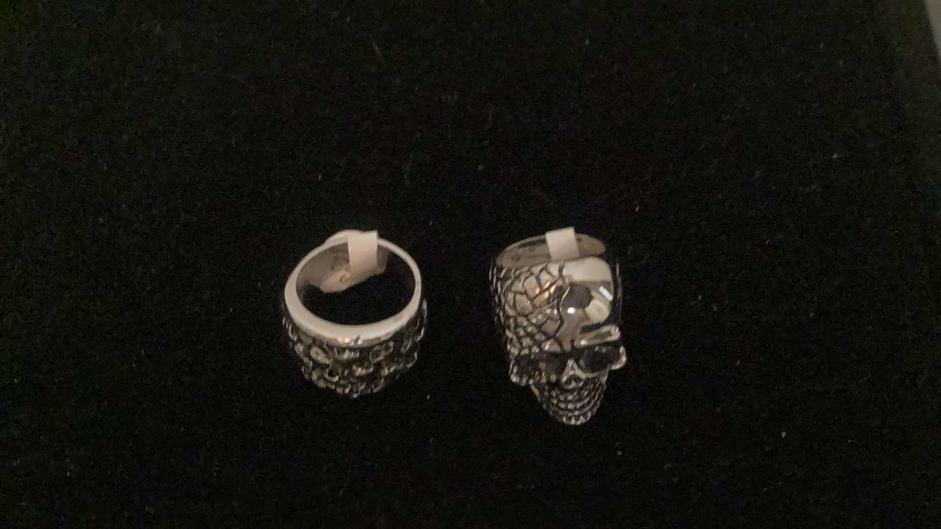 Photo 1 of MENS RING SIZE 9.5