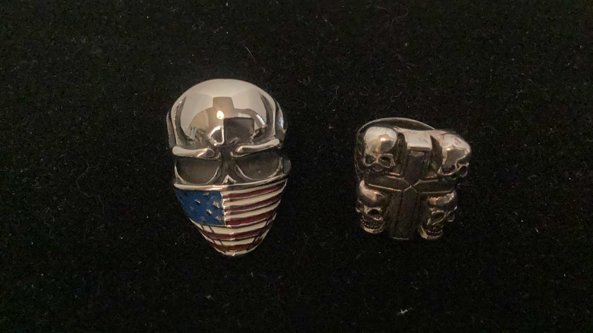 Photo 1 of MENS RINGS SIZE 10