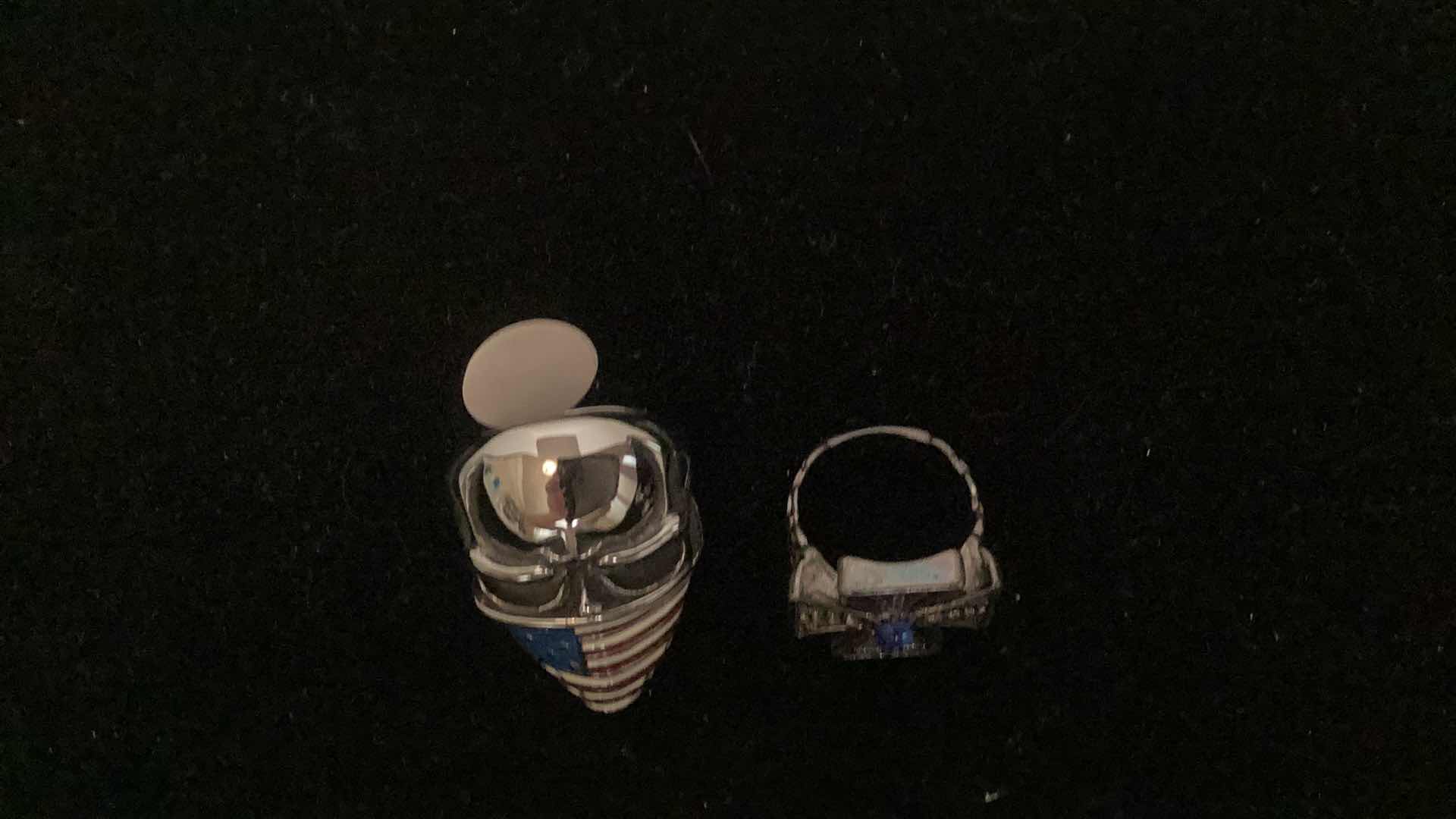 Photo 1 of MENS RING SIZE 7