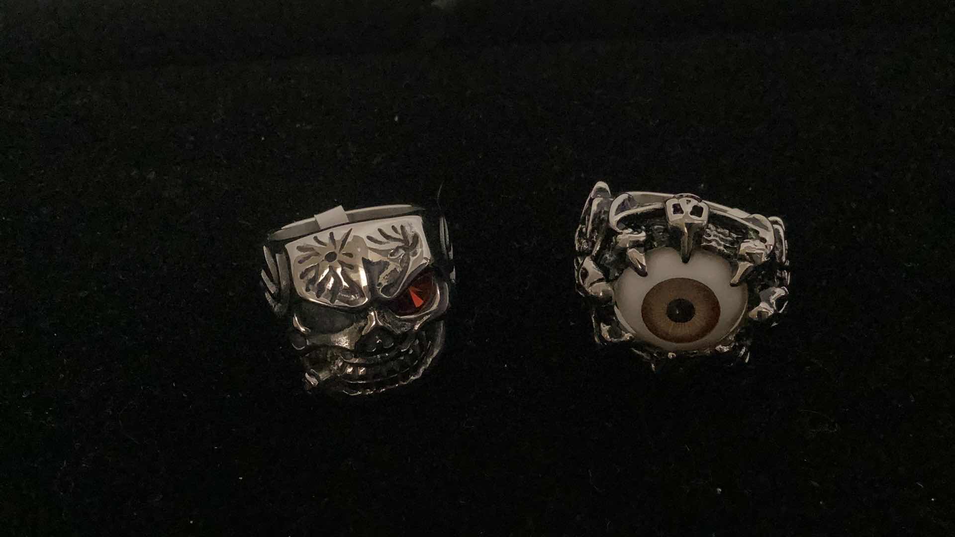 Photo 1 of MENS RINGS SIZE 10