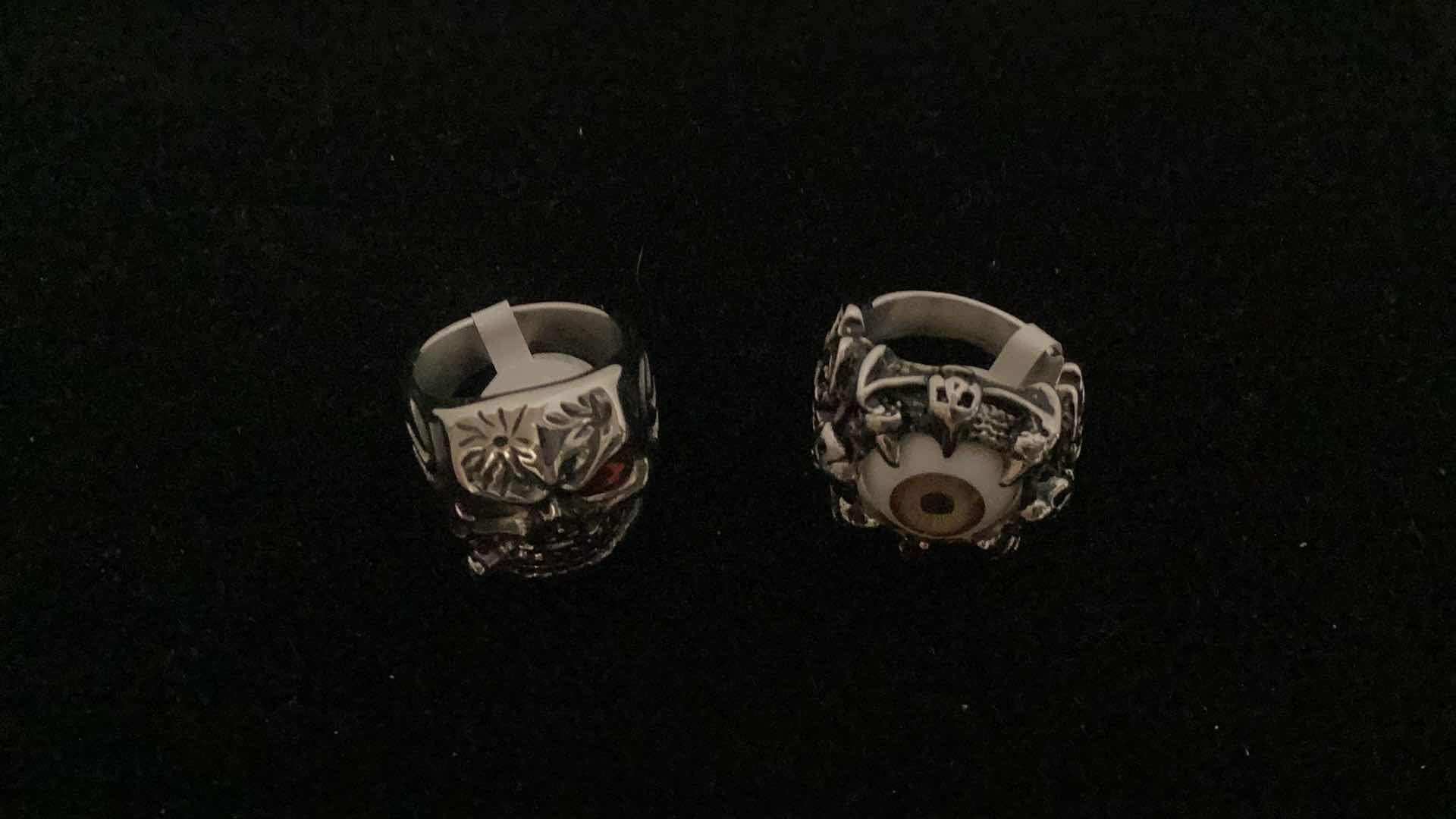 Photo 1 of MENS RINGS SIZE 10