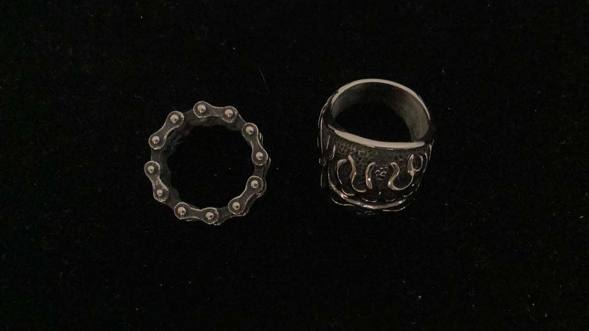 Photo 1 of MENS RINGS SIZE 8