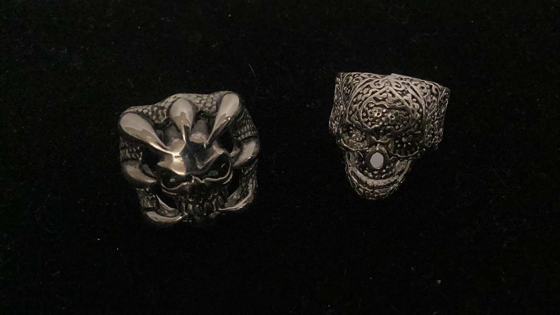 Photo 1 of MENS RINGS SIZE 9