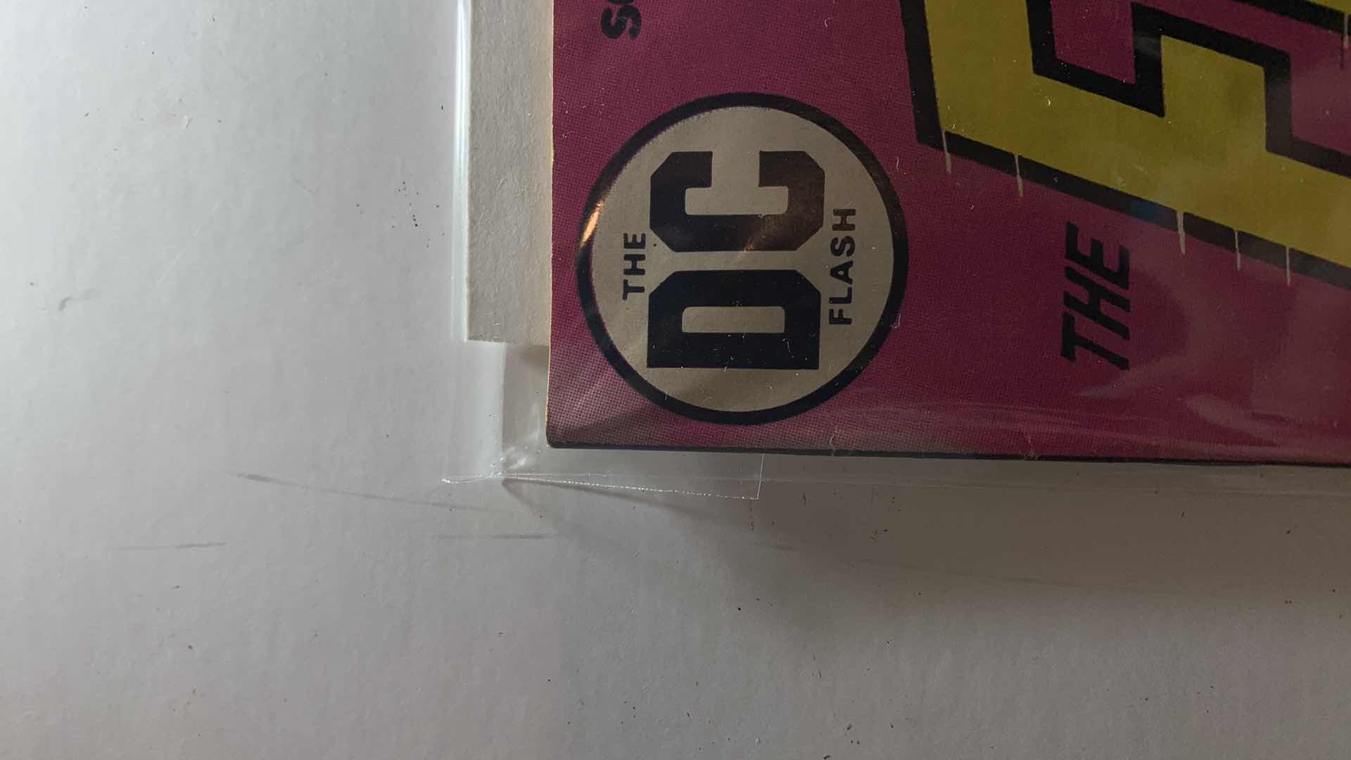 Photo 2 of DC THE FLASH #223 1973 COMIC BOOK