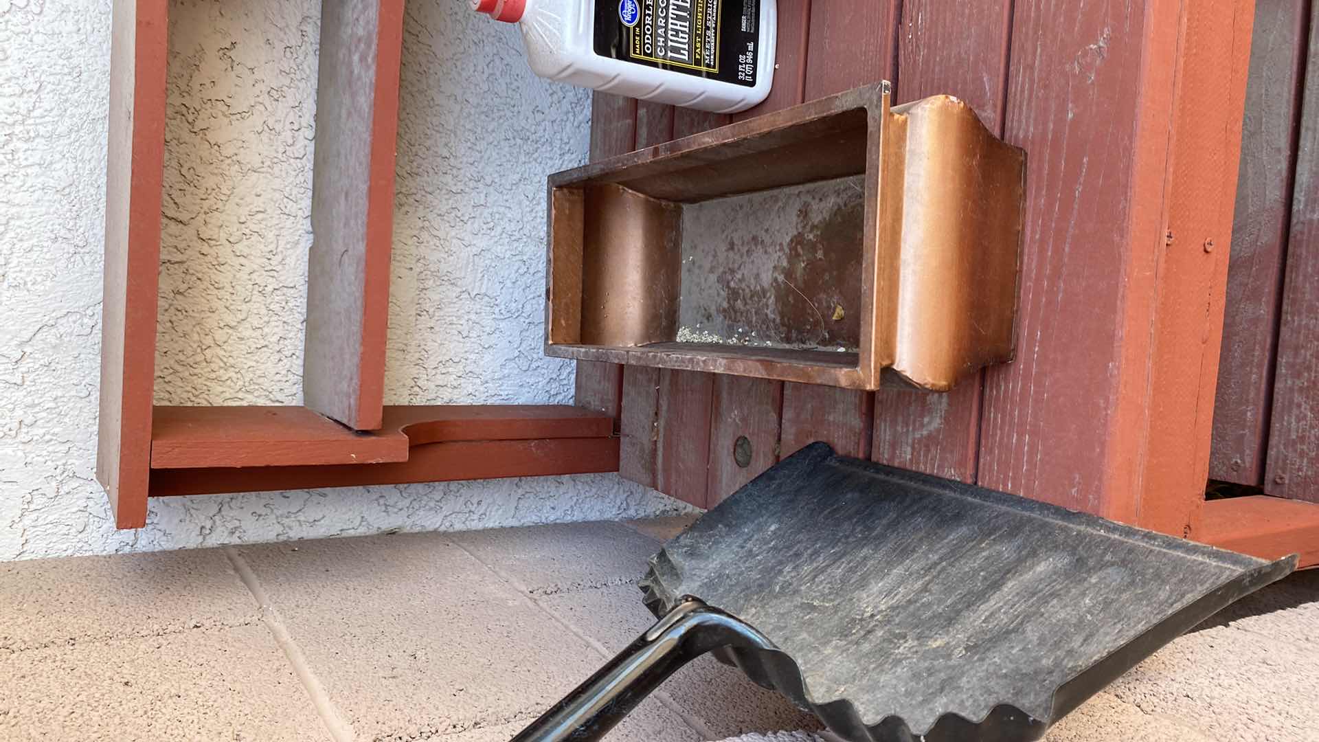 Photo 1 of CONTENTS ON AND UNDER BENCH