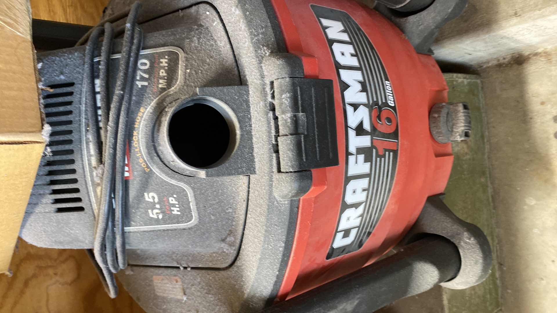 Photo 1 of CRAFTSMAN 16 GALLON 5.5HP WET DRY VAC
