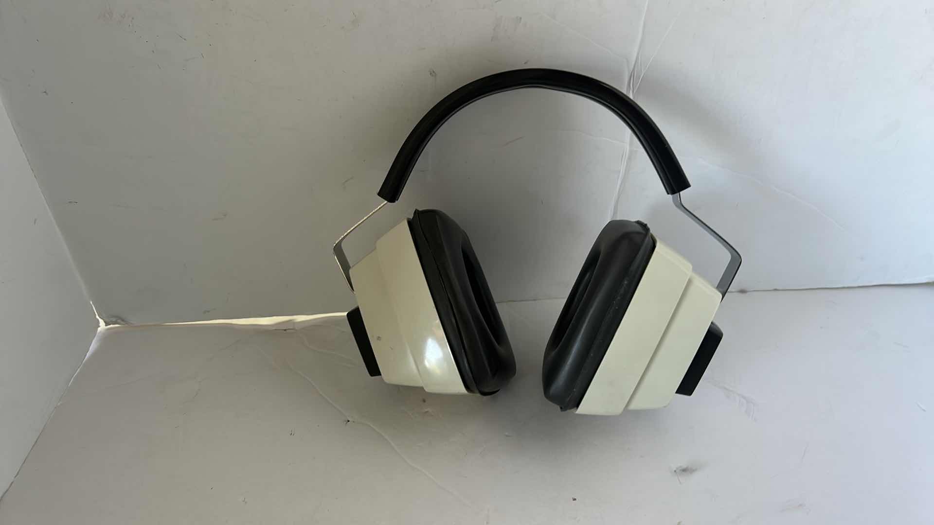 Photo 1 of MARKSMAN REPEATER BB GUN AND BB’s