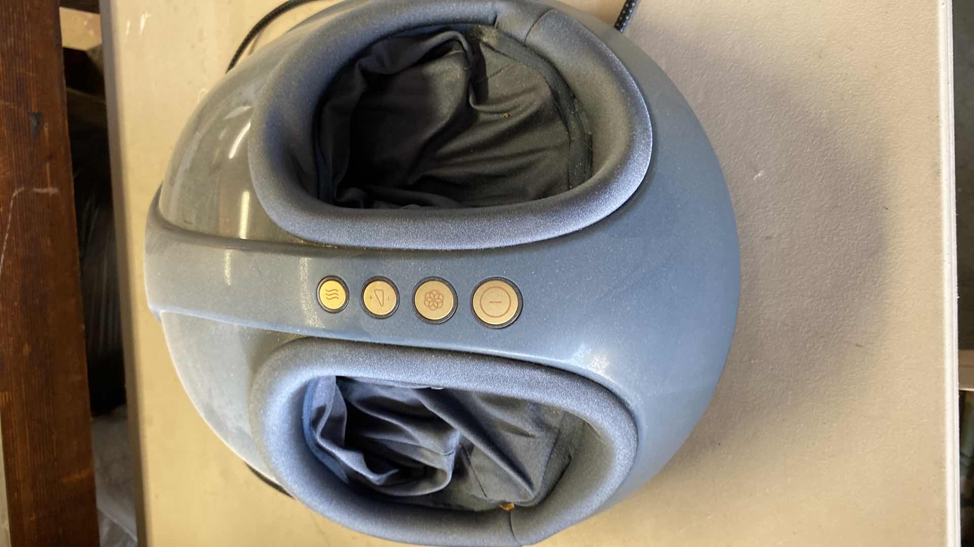 Photo 1 of COZZIA FOOT MASSAGER