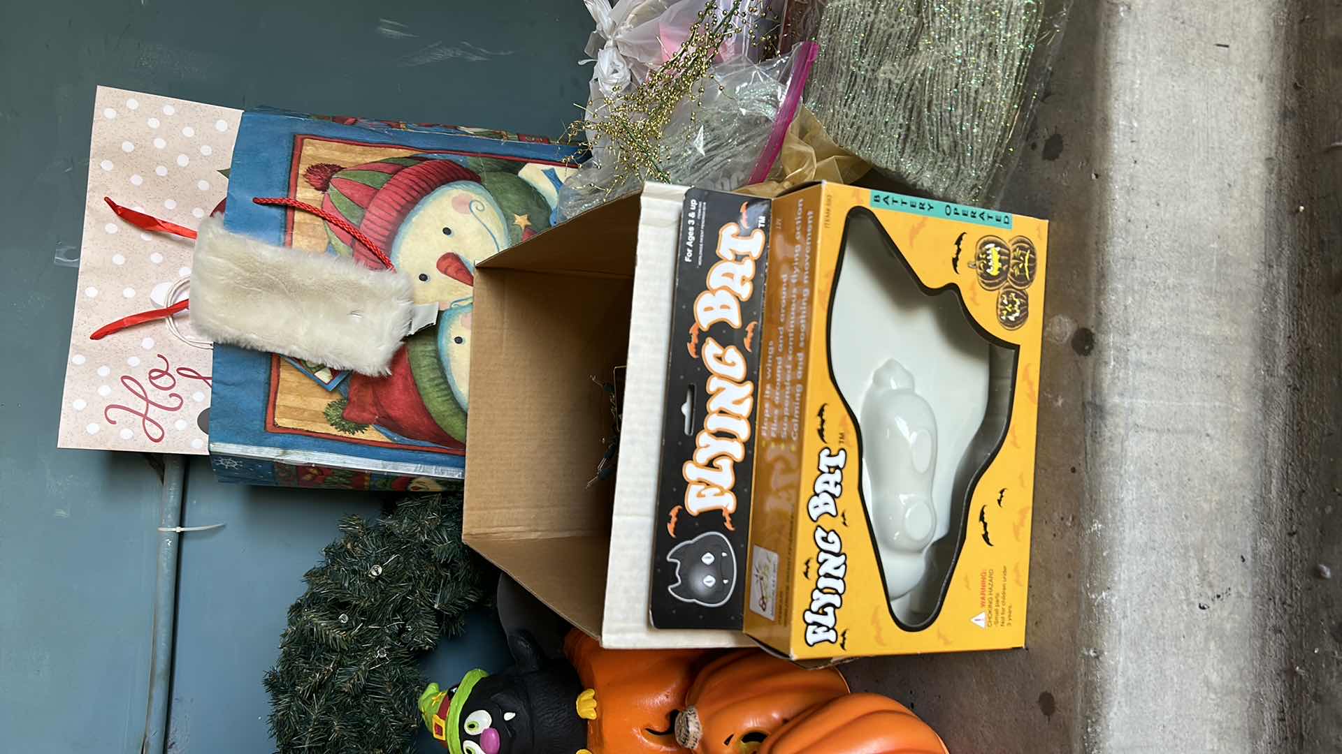 Photo 3 of HOLIDAY DECOR