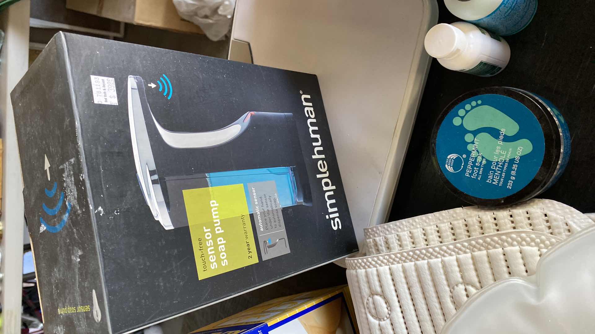 Photo 1 of ASSORTMENT BATHROOM ITEMS