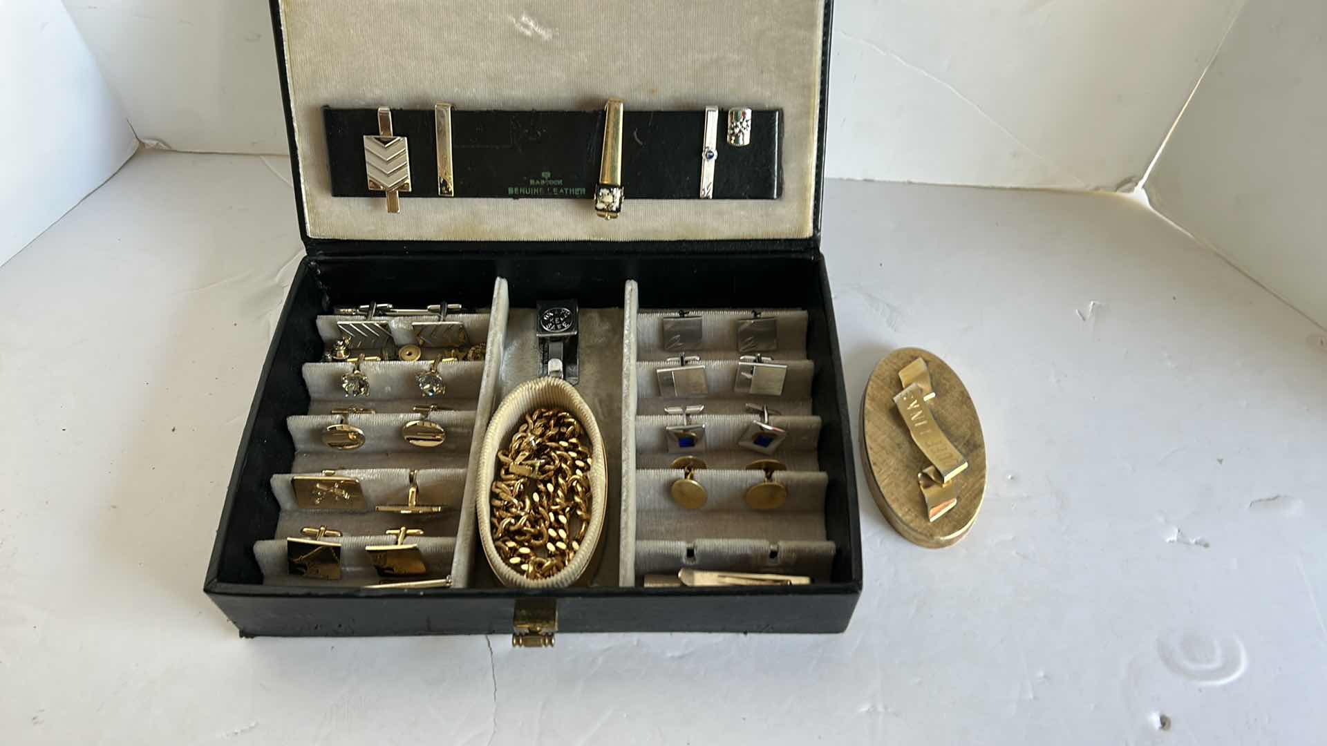 Photo 1 of MENS CUFF LINK ASSORTMENT