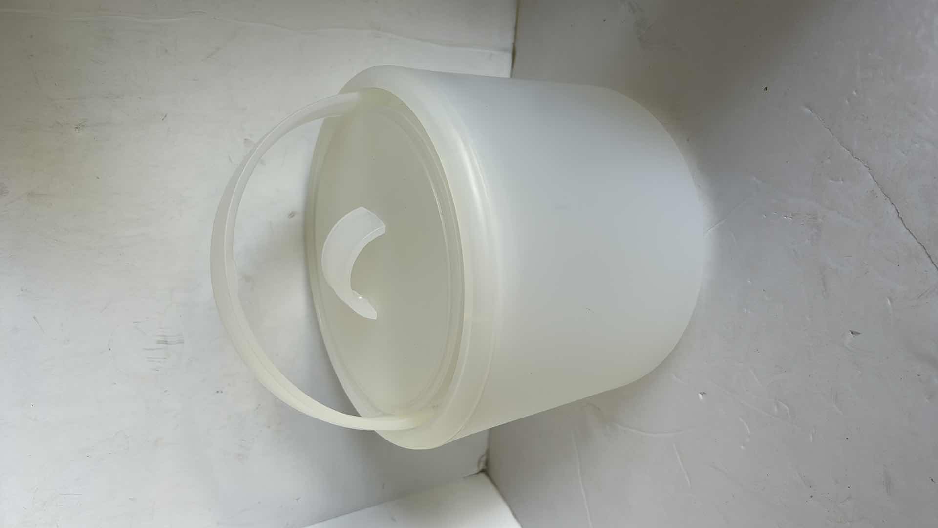 Photo 1 of HOME DECOR ASSORTMENT