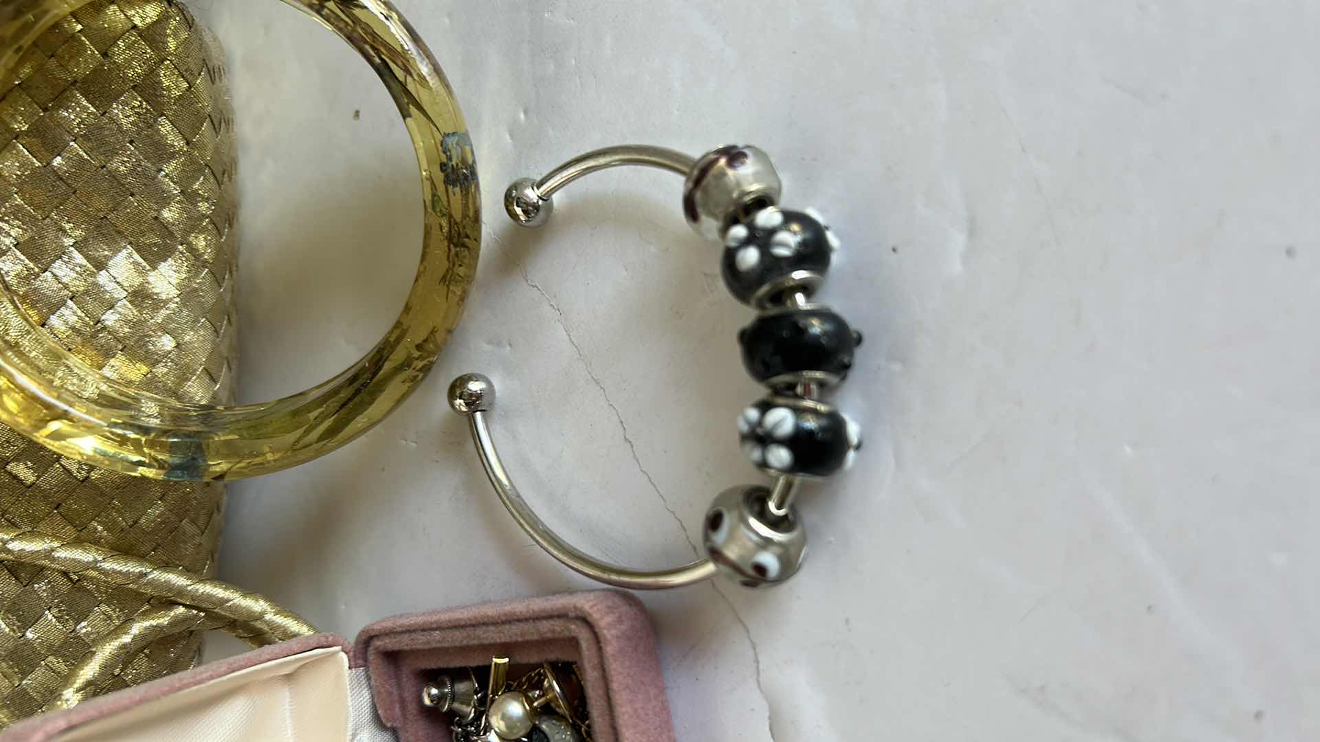 Photo 5 of JEWELRY AND MINI PURSE ASSORTMENT