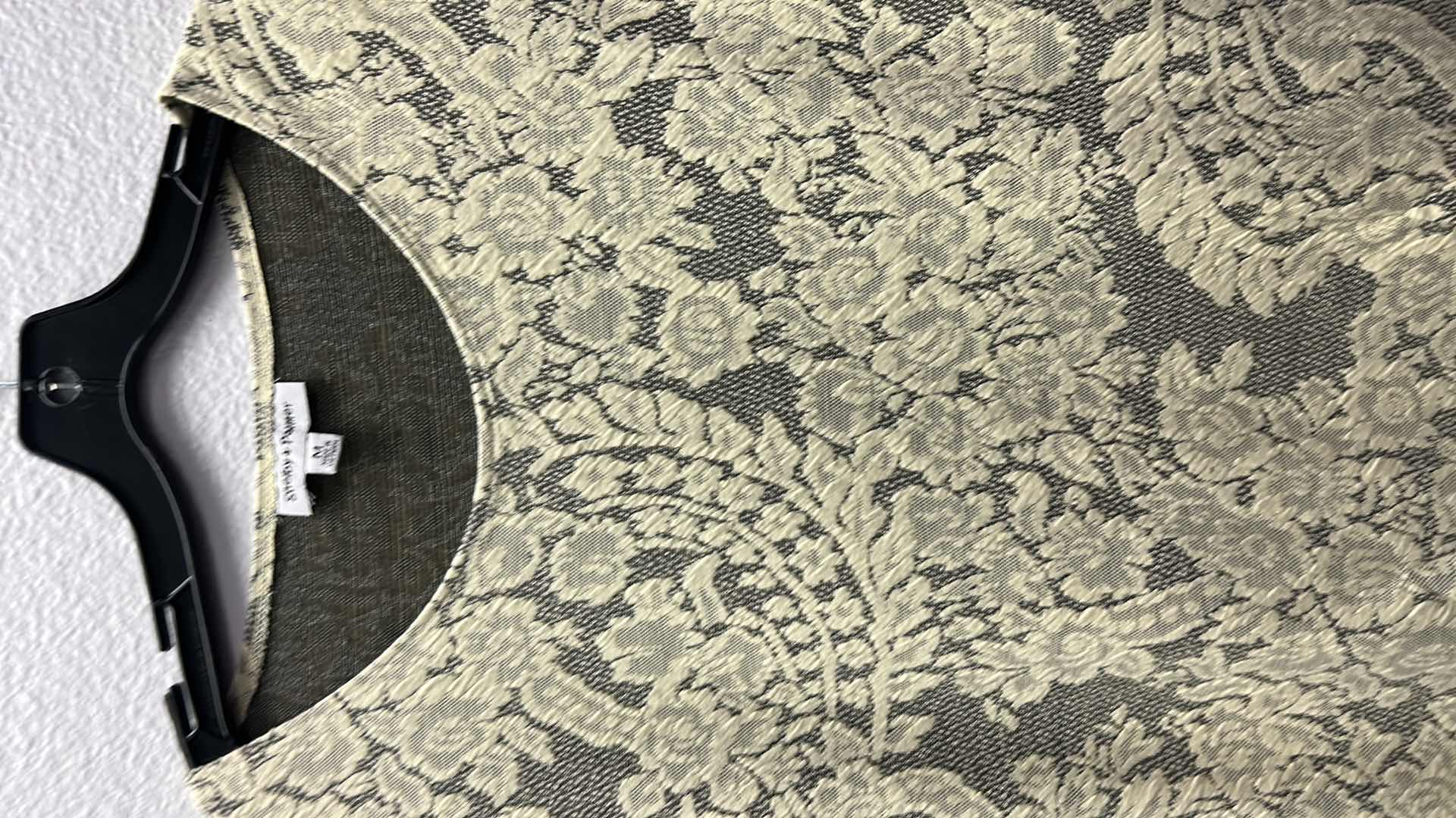 Photo 1 of NWT WOMEN'S SIZE MED DRESS - Shelby and Palmer $59.95