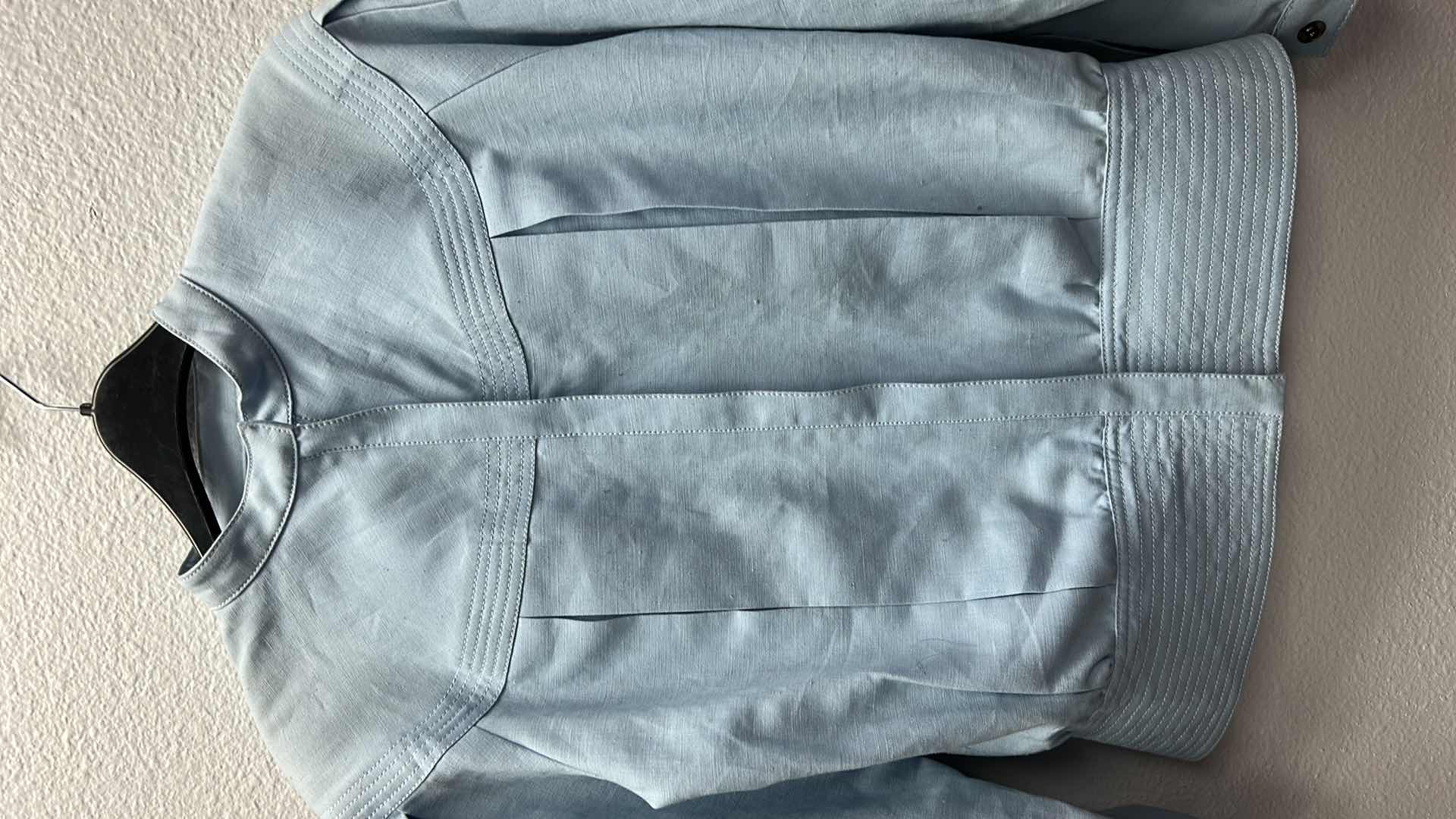 Photo 1 of NWT WOMEN'S SIZE 38 LIGHT BLUE ZIP UP LINEN SATIN LINED JACKET 