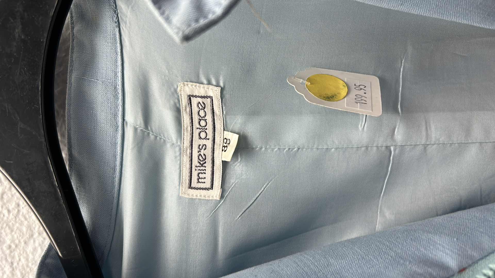 Photo 1 of NWT WOMEN'S SIZE 38 LIGHT BLUE ZIP UP LINEN SATIN LINED JACKET 