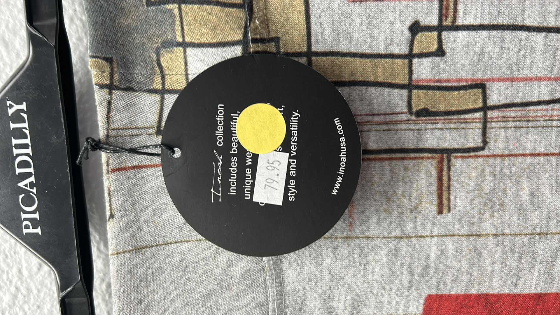 Photo 1 of NWT WOMEN'S SIZE SMALL SKIRT - WEARABLE ART with side slit $79.95 