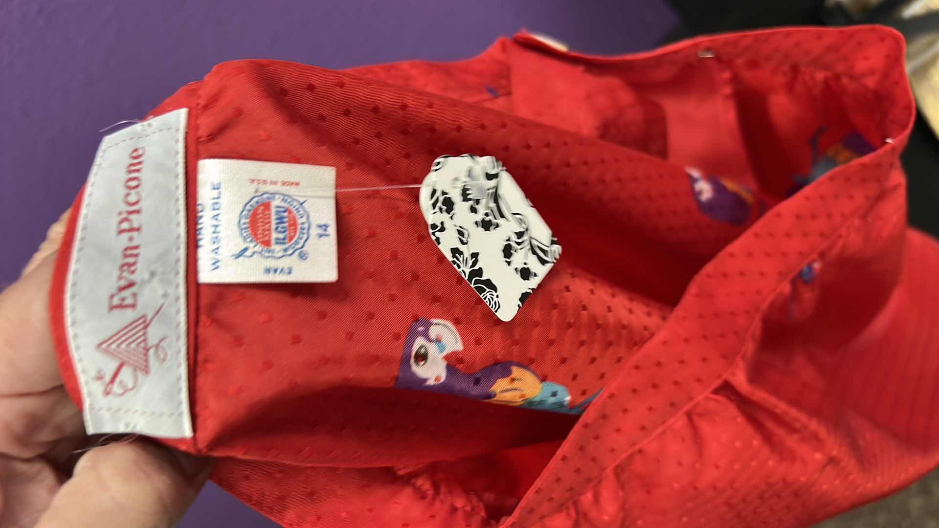 Photo 1 of NWT WOMEN'S SIZE 14 - RED PARROT SKIRT  $34.95