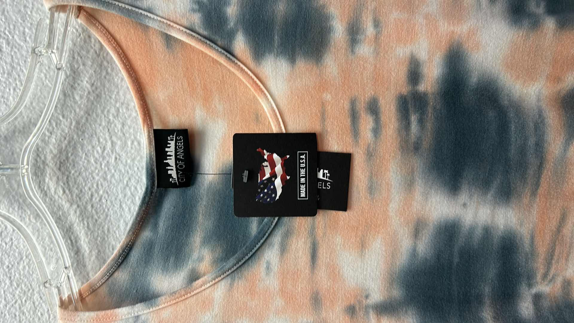 Photo 1 of NWT WOMEN'S SIZE LARGE  - WEARABLE ART TOP
$69.95