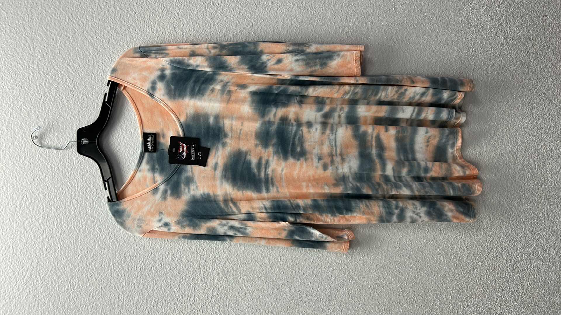 Photo 1 of NWT WOMEN'S SIZE LARGE -  TIE DYE DRESS/TOP  $69.95