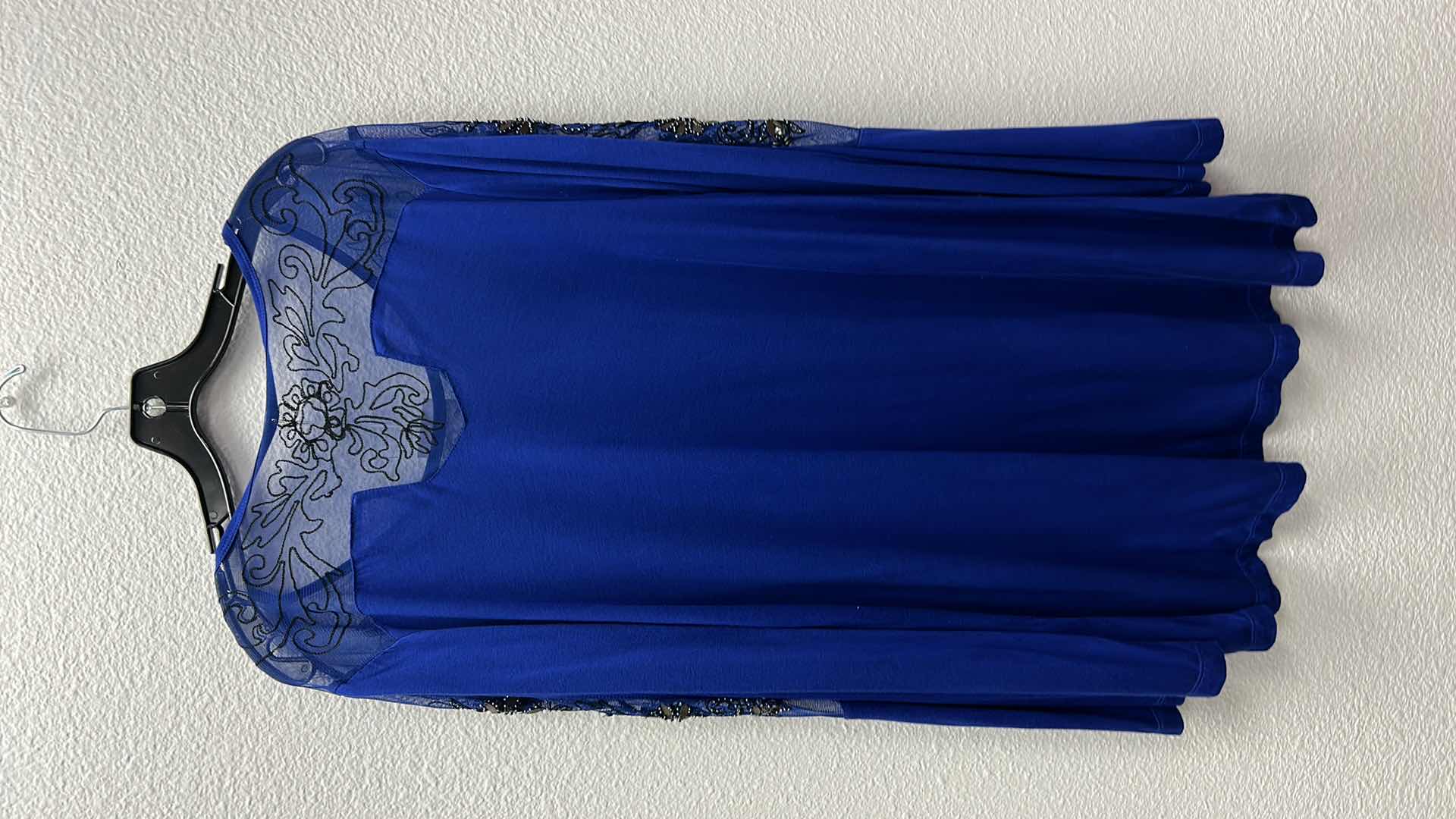 Photo 1 of NWT WOMEN'S SIZE XL- royal blue embellished top/dress $129.95
