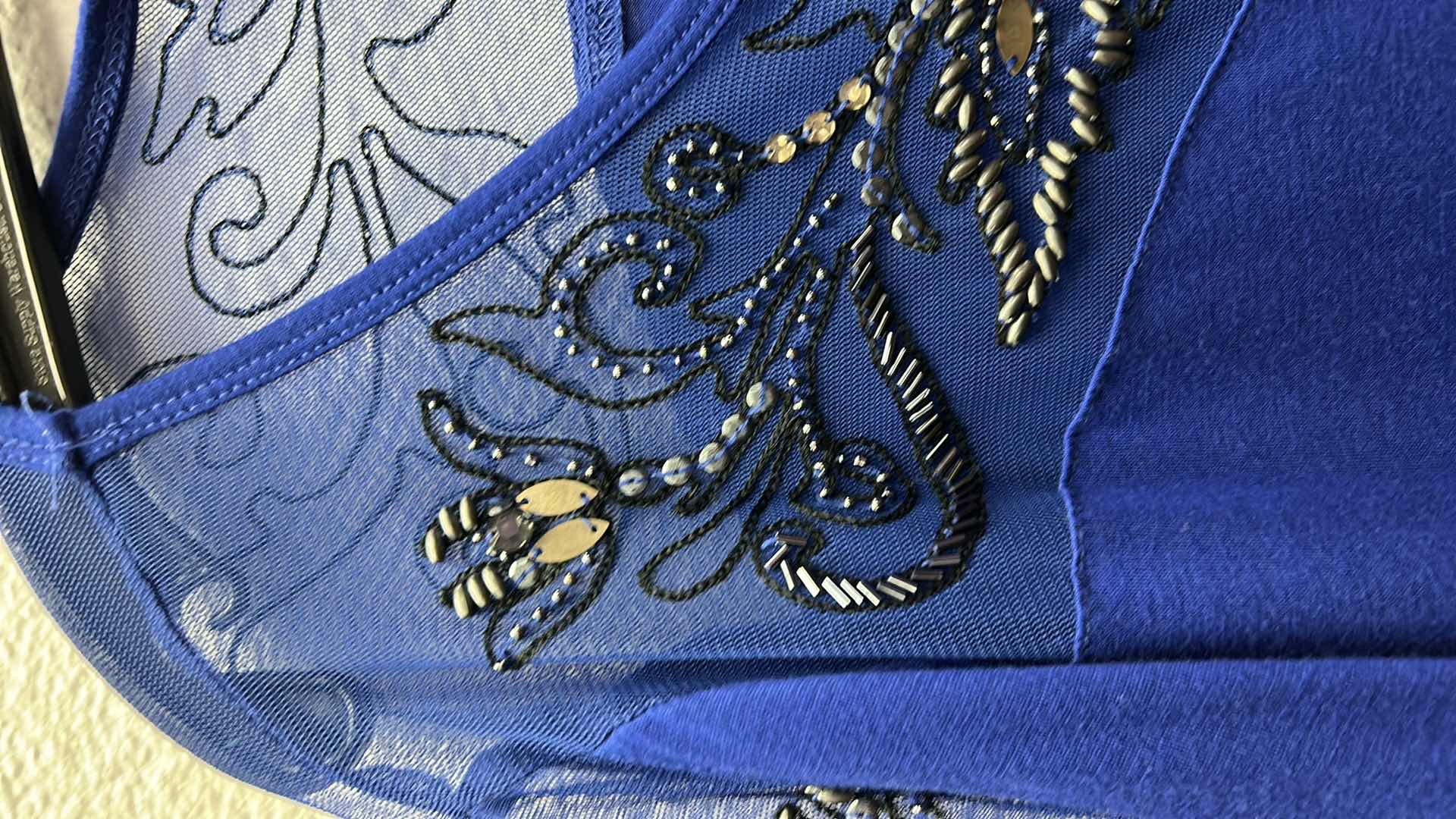 Photo 1 of NWT WOMEN'S SIZE XL- royal blue embellished top/dress $129.95