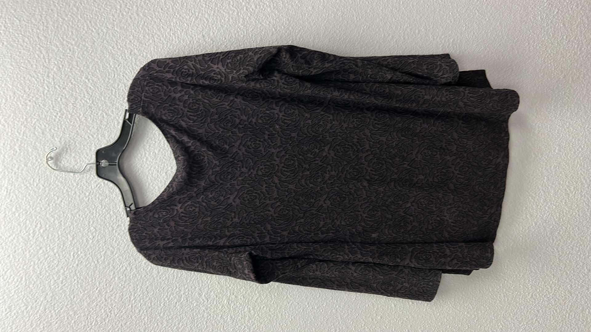Photo 1 of NWT WOMEN'S SIZE LARGE -  LONG SLEEVE TOP $79.95